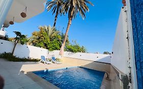 Sunwing House